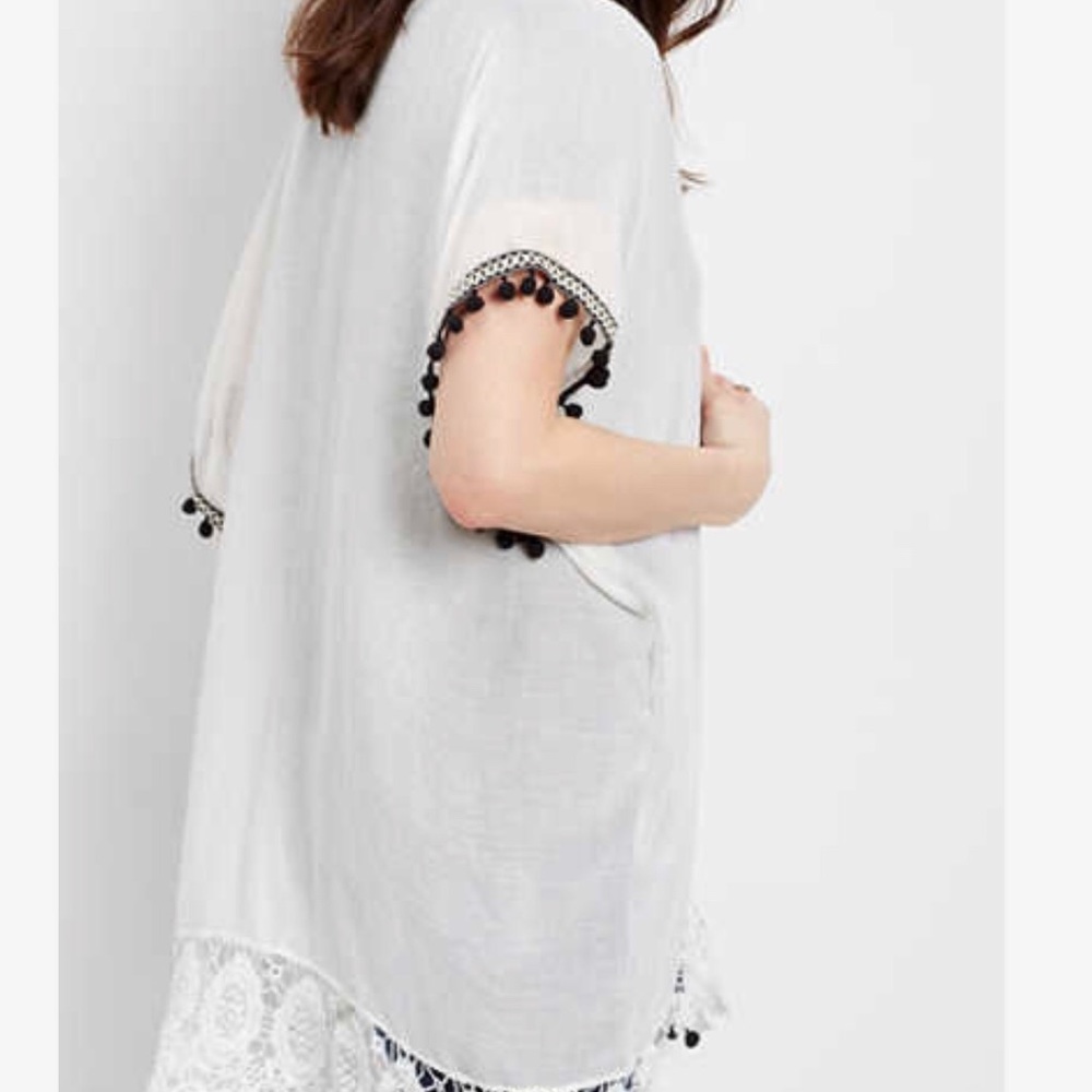 MAURICES | White and Black Kimono